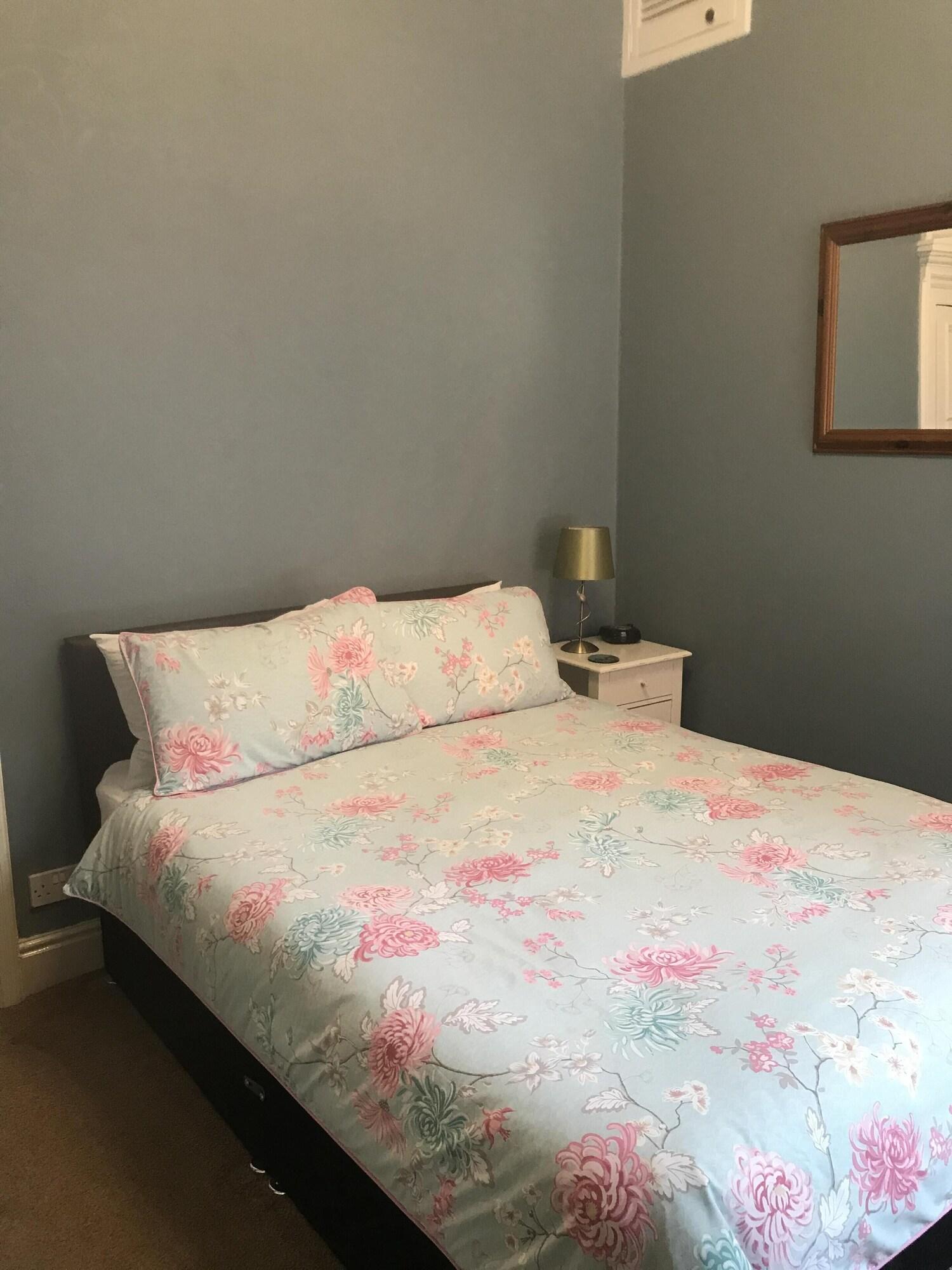 Glenora Guest House Вітбі Екстер'єр фото