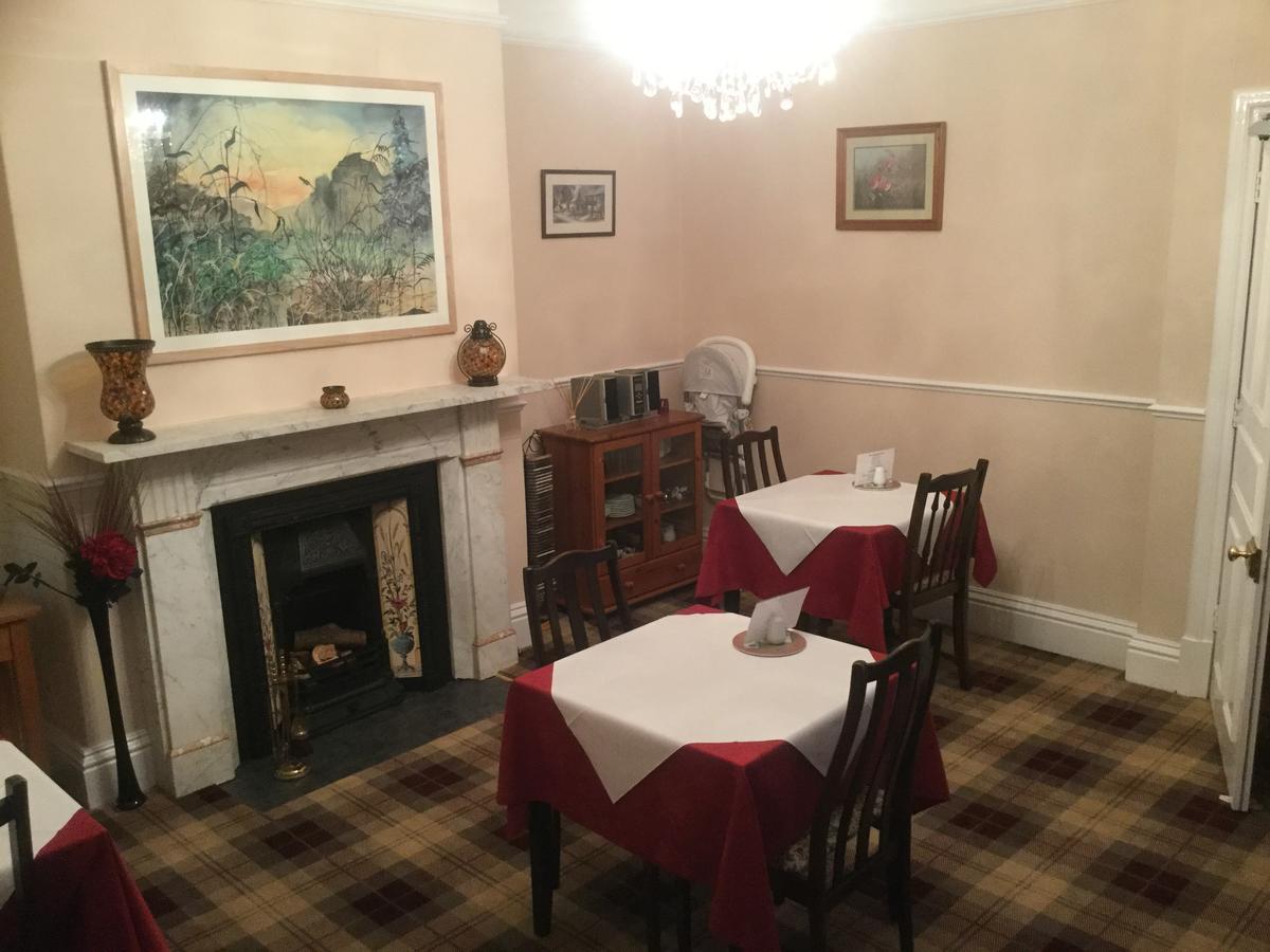 Glenora Guest House Вітбі Екстер'єр фото